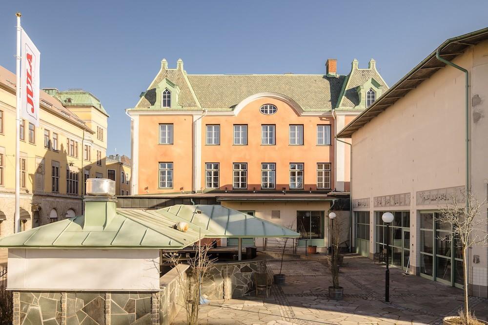 Hotel Stadshotell 4*